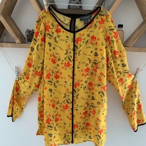 Yellow floral printed blouse keyhole detail